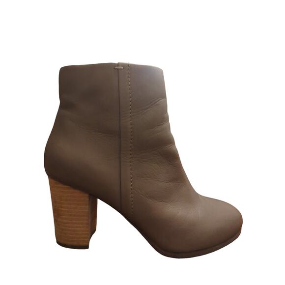 Vionic Kennedy Oyster leather ankle block heel boot booties 8 - Picture 6 of 9